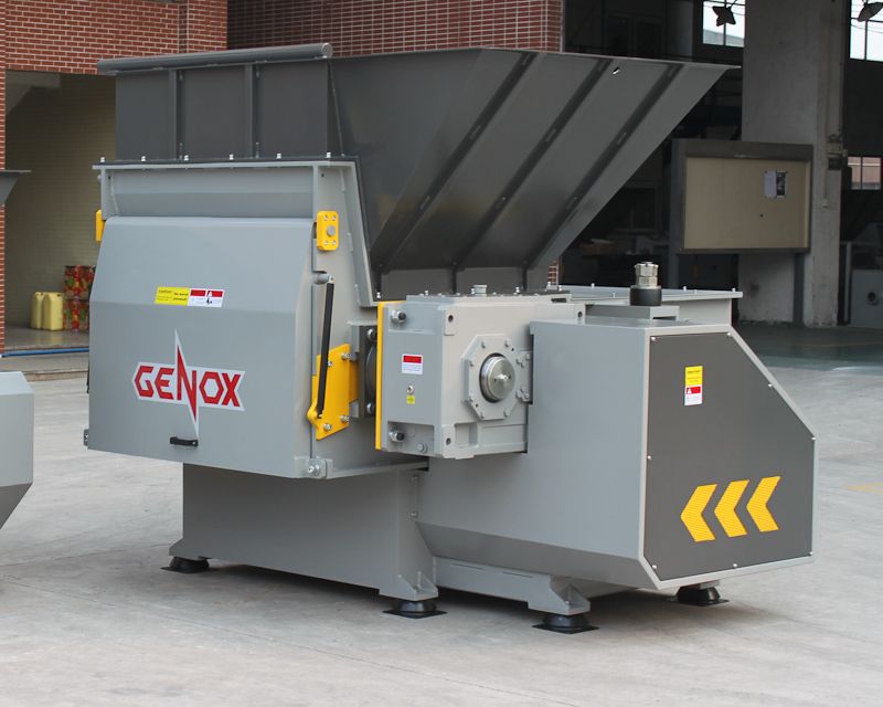 Less wear and tear on the machine. Single shaft shredder, durability is increased. Low power consumption due to lower speed of rotor blades.Lower noise level, which results in a better working environment overall.
